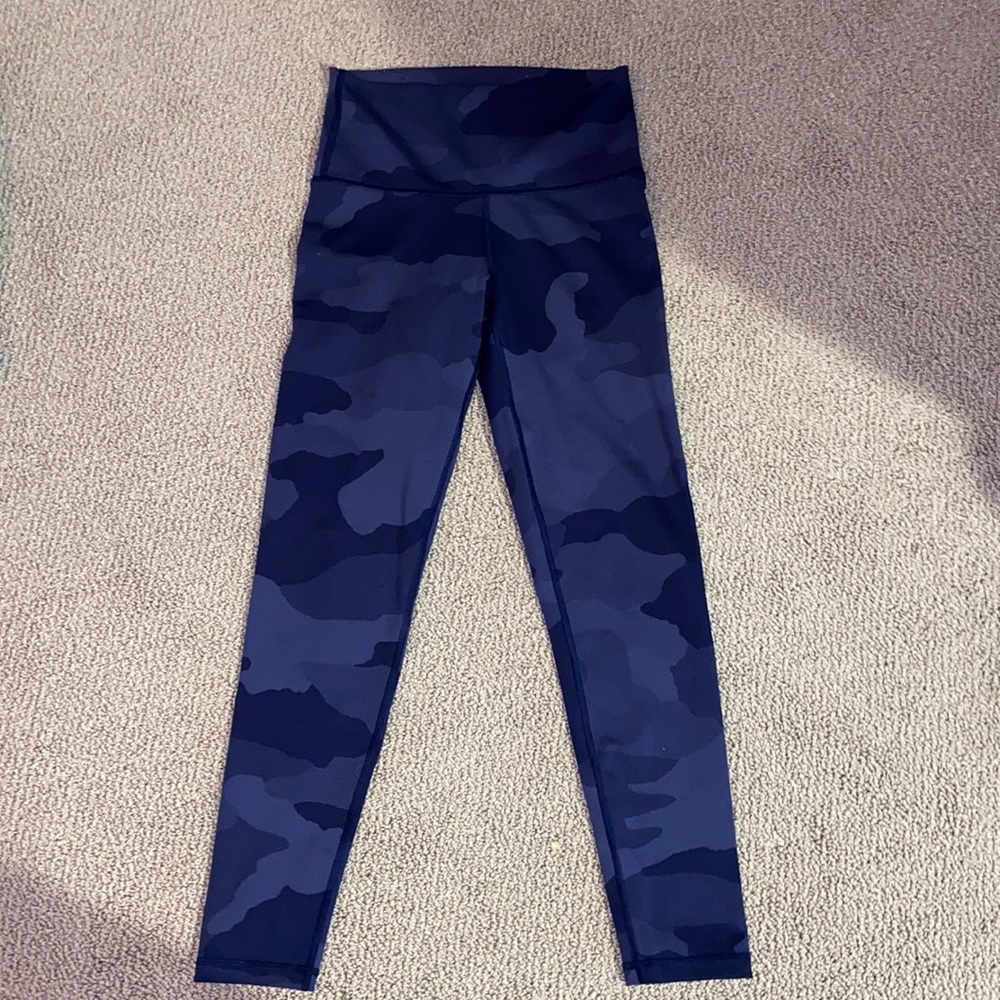 Blue camo high waisted leggings